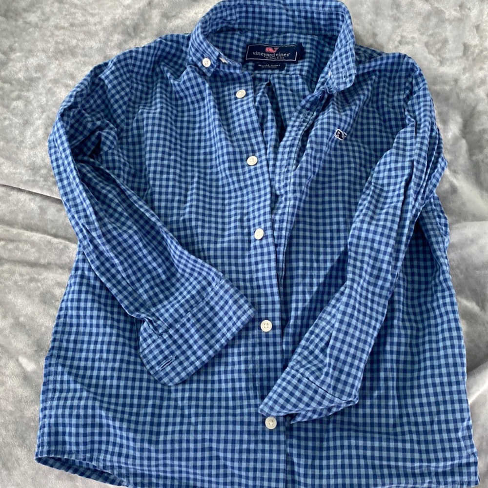 Vineyard Vines button down